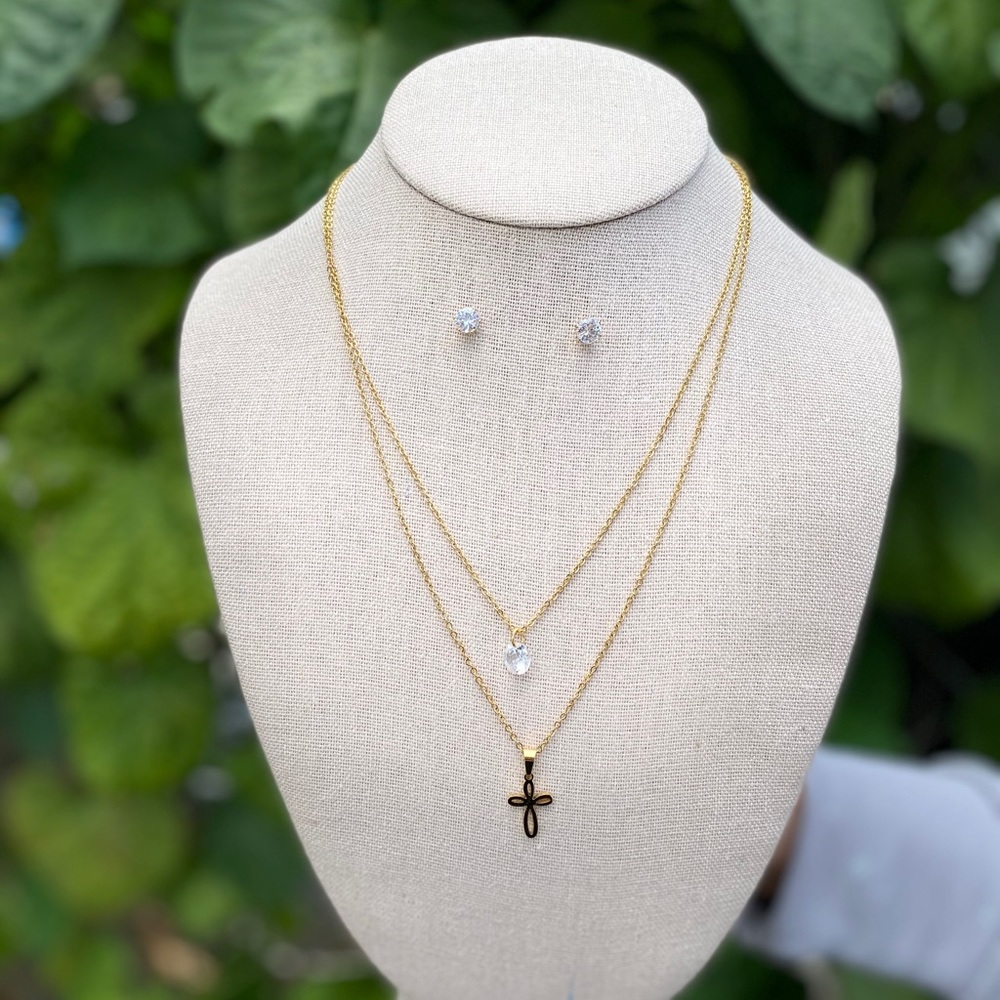Stainless steel double layered cross cutout necklace